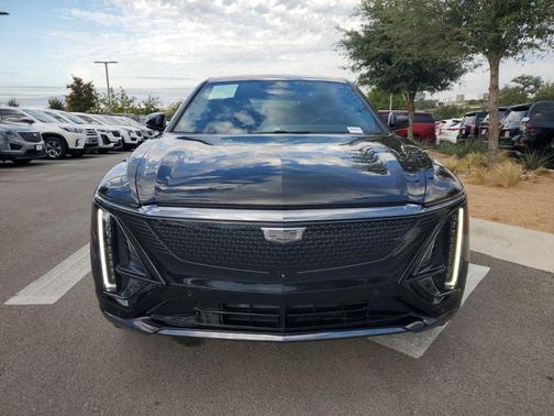 2024 Cadillac LYRIQ Sport