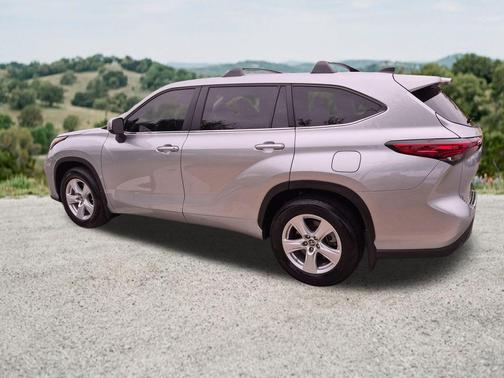 Celestial Silver Metallic 2023 Toyota Highlander L