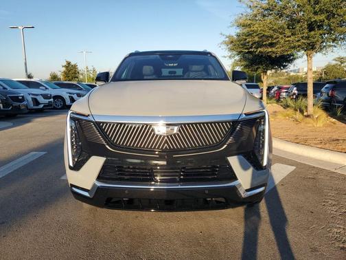 2026 Cadillac Escalade IQL Luxury