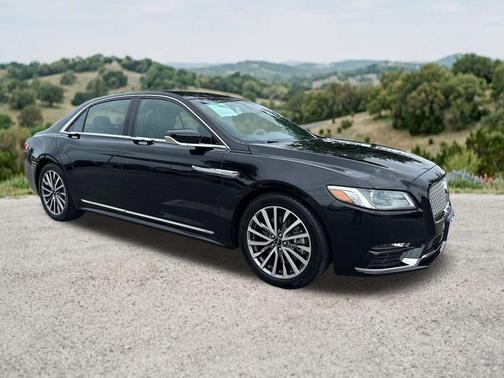 Infinite Black Metallic 2019 Lincoln Continental Select
