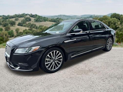 Infinite Black Metallic 2019 Lincoln Continental Select