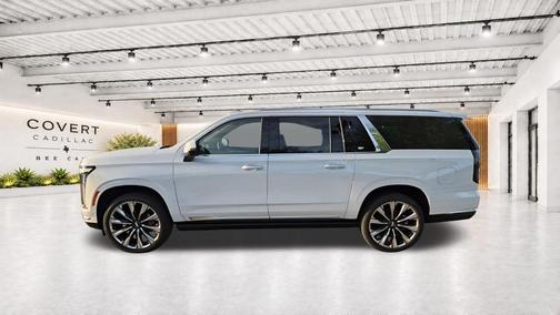 Vibrant White Tricoat 2026 Cadillac Escalade ESV Luxury