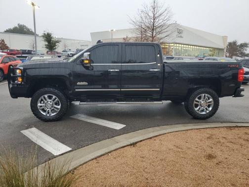 2018 Chevrolet Silverado 2500 High Country
