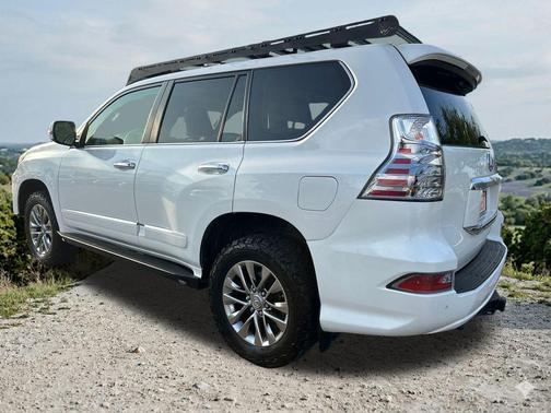 Starfire Pearl 2018 Lexus GX 460 Luxury