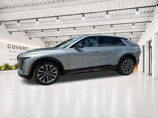 Argent Silver Metallic 2026 Cadillac LYRIQ Sport