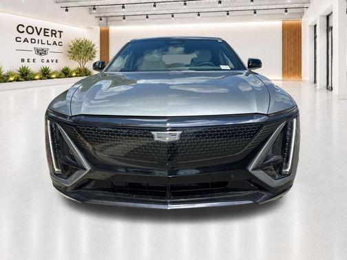 Argent Silver Metallic 2026 Cadillac LYRIQ Sport