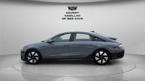 2024 Hyundai IONIQ 6 SE