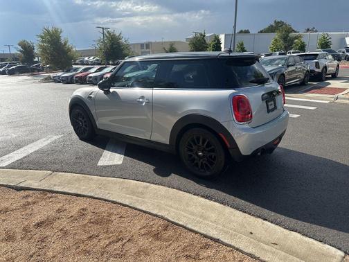 2017 MINI Hardtop Cooper