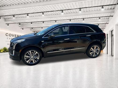 Stellar Black Metallic 2023 Cadillac XT5 Premium Luxury