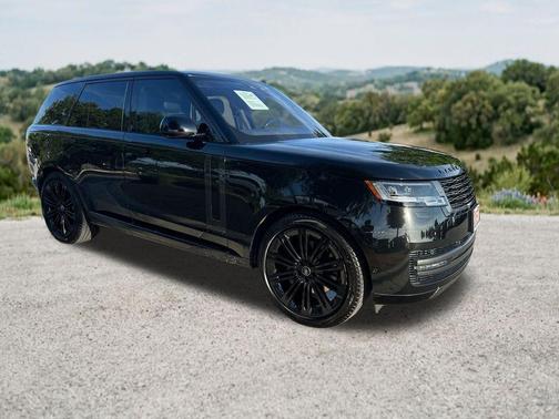 Santorini Black 2023 Land Rover Range Rover P400 SE
