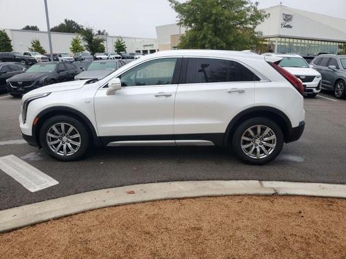 2019 Cadillac XT4 Premium Luxury