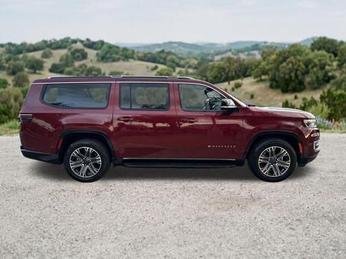Velvet Red Pearlcoat 2023 Jeep Wagoneer L Series II 4x2