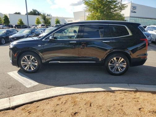 2025 Cadillac XT6 Premium Luxury FWD