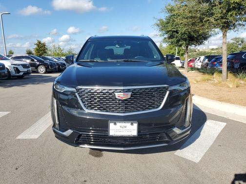 2025 Cadillac XT6 Premium Luxury FWD