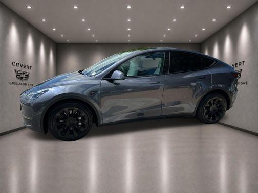Midnight Silver Metallic 2023 Tesla Model Y Long Range Dual Motor All-Wheel Drive