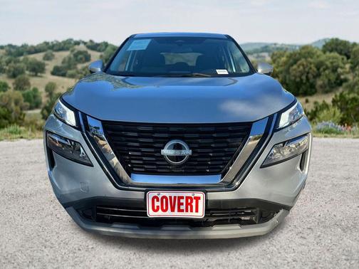 Brilliant Silver Metallic 2023 Nissan Rogue SV