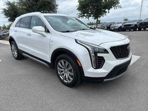 2021 Cadillac XT4 Premium Luxury