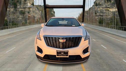 Crystal White Tricoat 2026 Cadillac XT5 Premium Luxury