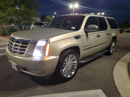 2012 Cadillac Escalade ESV Luxury