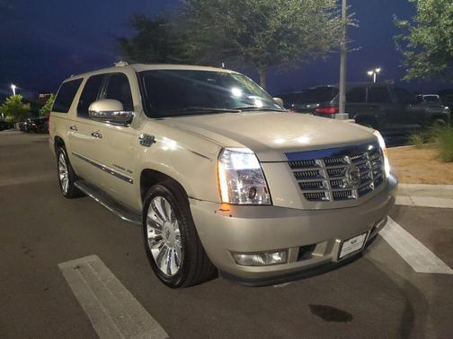 2012 Cadillac Escalade ESV Luxury