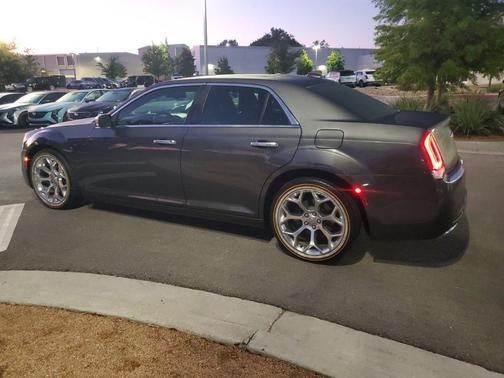 2019 Chrysler 300 C