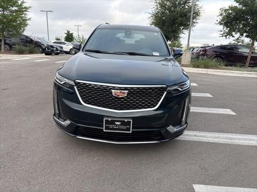 2025 Cadillac XT6 Luxury FWD