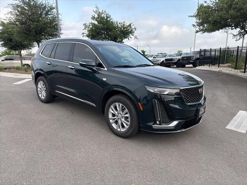 2025 Cadillac XT6 Luxury FWD