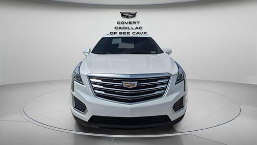 Crystal White Tricoat 2017 Cadillac XT5 Base