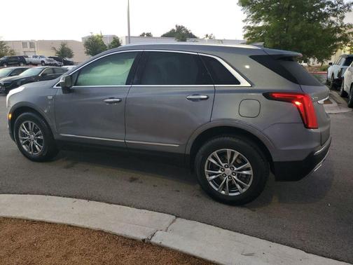 2020 Cadillac XT5 Premium Luxury