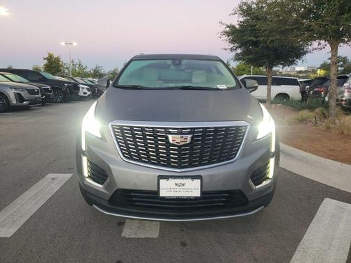 2020 Cadillac XT5 Premium Luxury