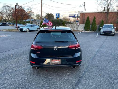 2019 Volkswagen Golf GTI 2.0T S 4-Door