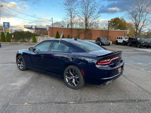 2017 Dodge Charger SXT