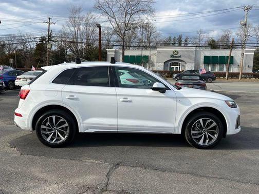 2023 Audi Q5 45 S line Premium Plus