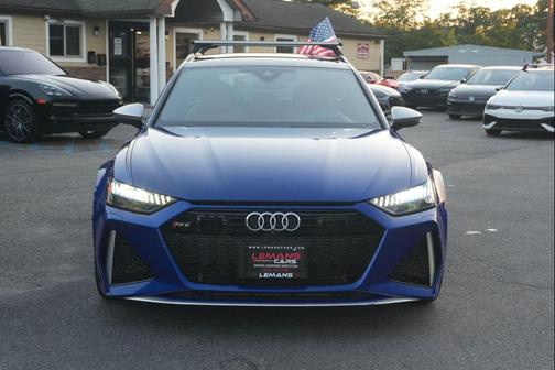 Ultra Blue Metallic 2022 Audi RS 6 Avant 4.0T