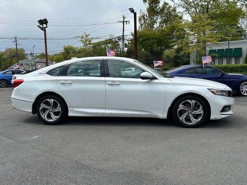 Platinum White Pearl 2018 Honda Accord EX