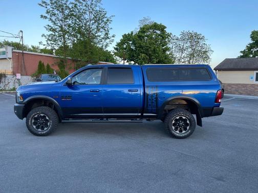 Blue Streak Pearlcoat 2018 RAM 2500 Power Wagon