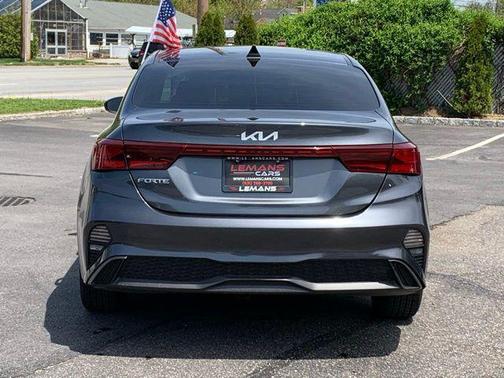 2022 Kia Forte LXS