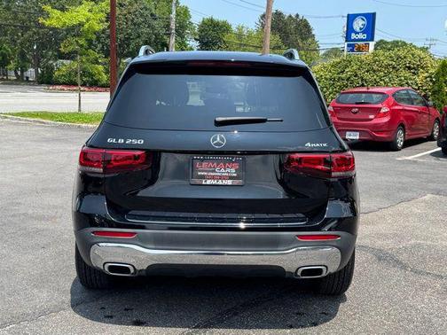 2021 Mercedes-Benz GLB 250 4MATIC