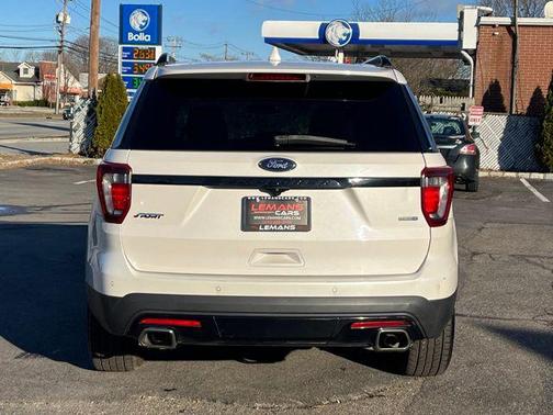 2017 Ford Explorer sport