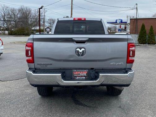 2019 RAM 2500 Big Horn Crew Cab 4x4 6'4' Box