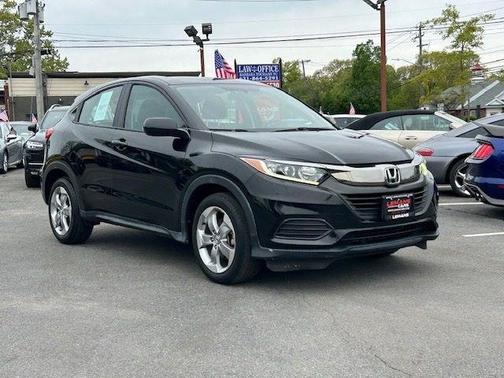 Crystal Black Pearl 2019 Honda HR-V LX