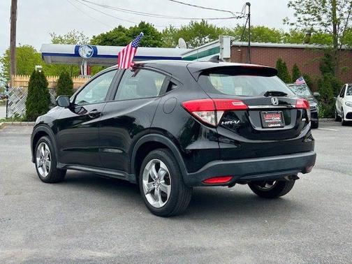 Crystal Black Pearl 2019 Honda HR-V LX