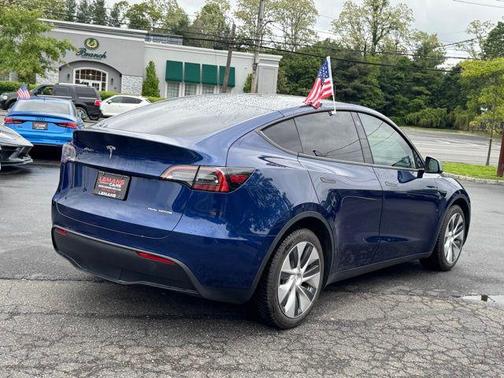 2021 Tesla Model Y Long Range Dual Motor All-Wheel Drive