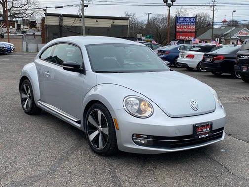2012 Volkswagen Beetle Base