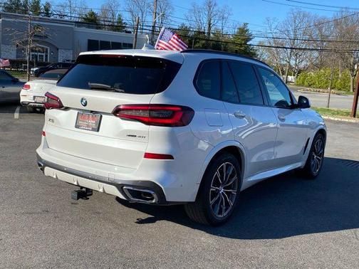 Mineral White Metallic 2021 BMW X5 xDrive40i