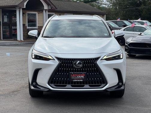 2022 Lexus NX 350h Premium
