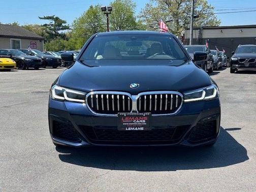 Carbon Black Metallic 2023 BMW 530 i xDrive