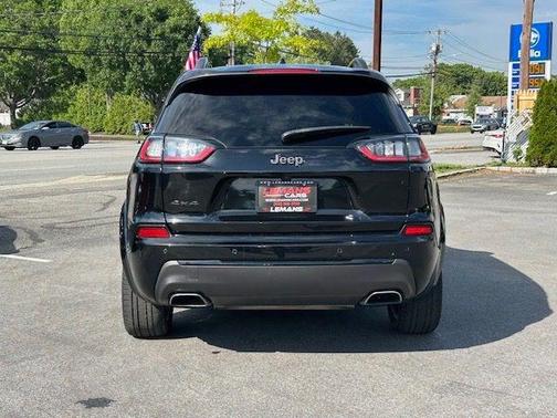 Diamond Black Crystal Pearlcoat 2021 Jeep Cherokee Limited