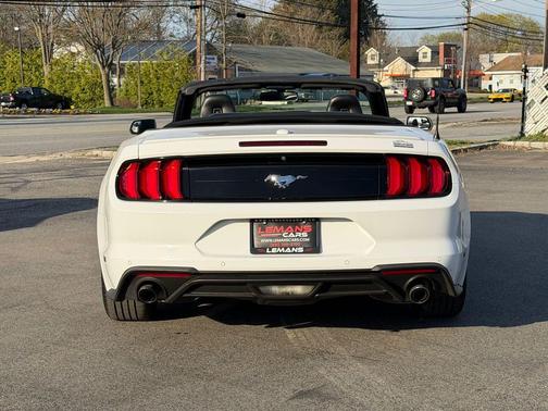 2020 Ford Mustang EcoBoost Premium