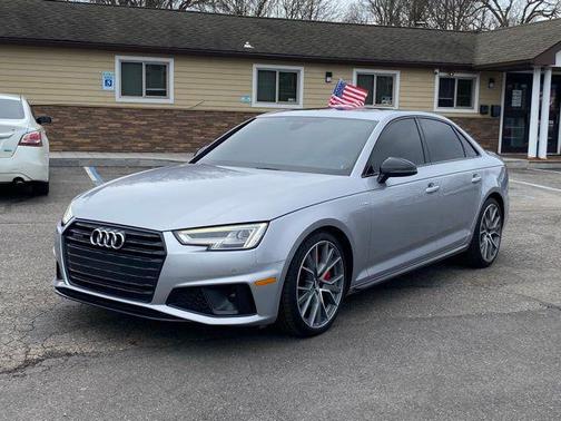 2019 Audi A4 2.0T Premium Plus